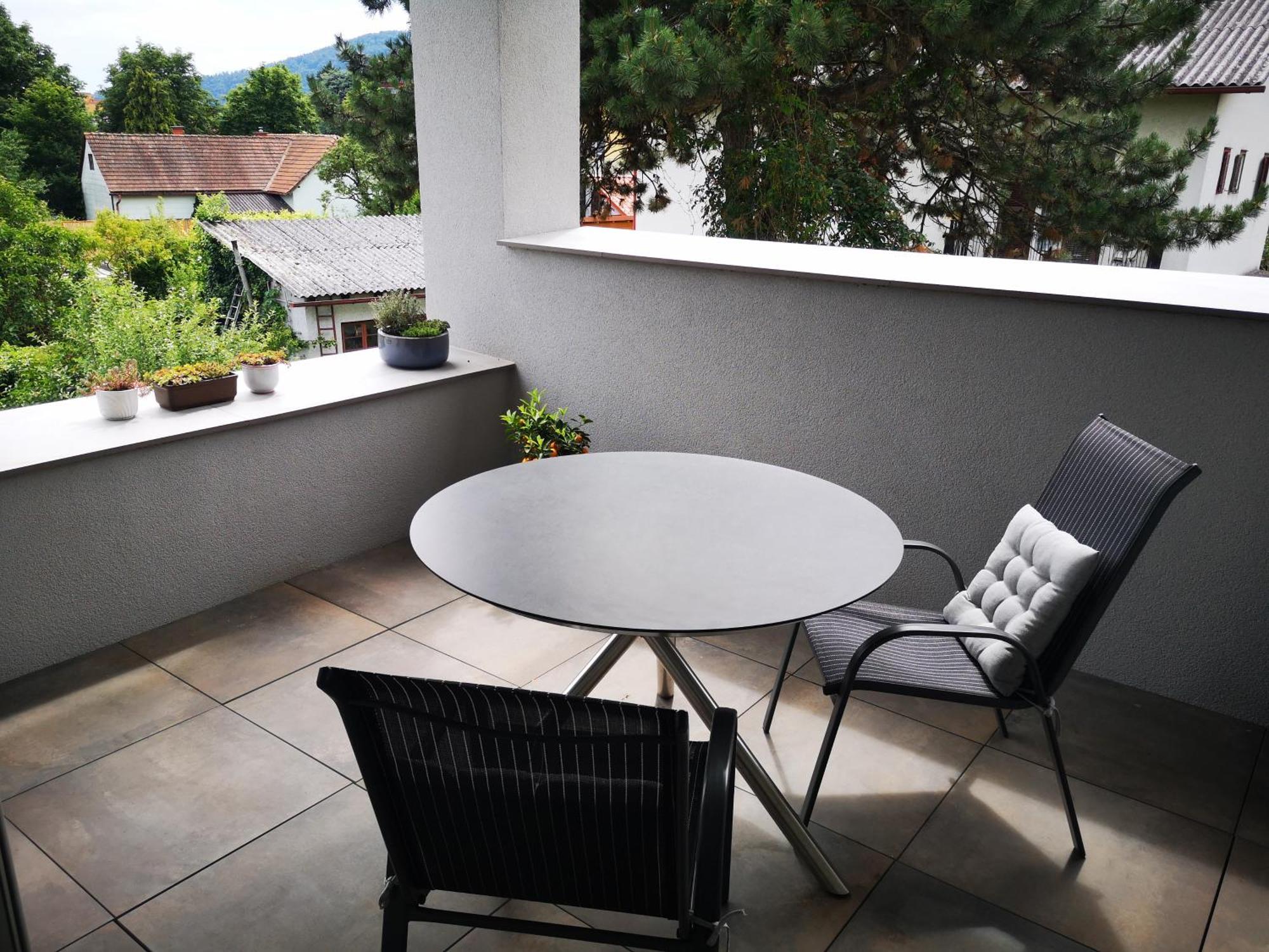 Spacy Apartment Next To The Center Of Graz With Terrasse Eksteriør bilde